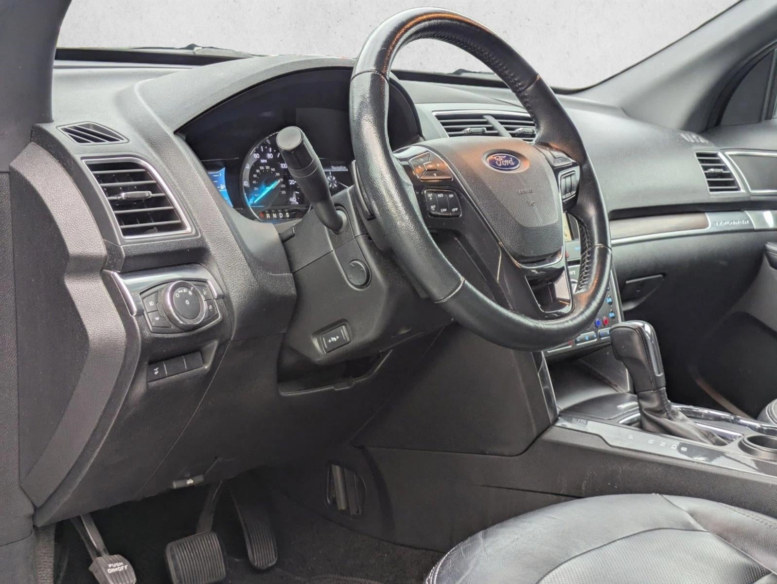 2017 Ford Explorer Limited FWD