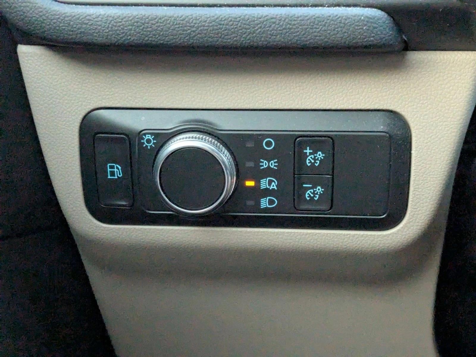 2020 Ford Escape SE Sport Hybrid FWD