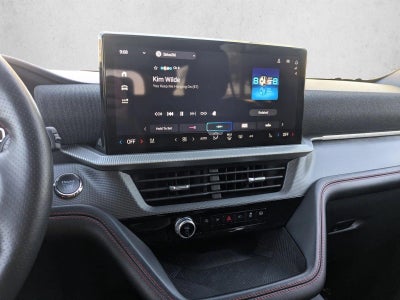 2025 Ford Explorer ST-Line 4WD