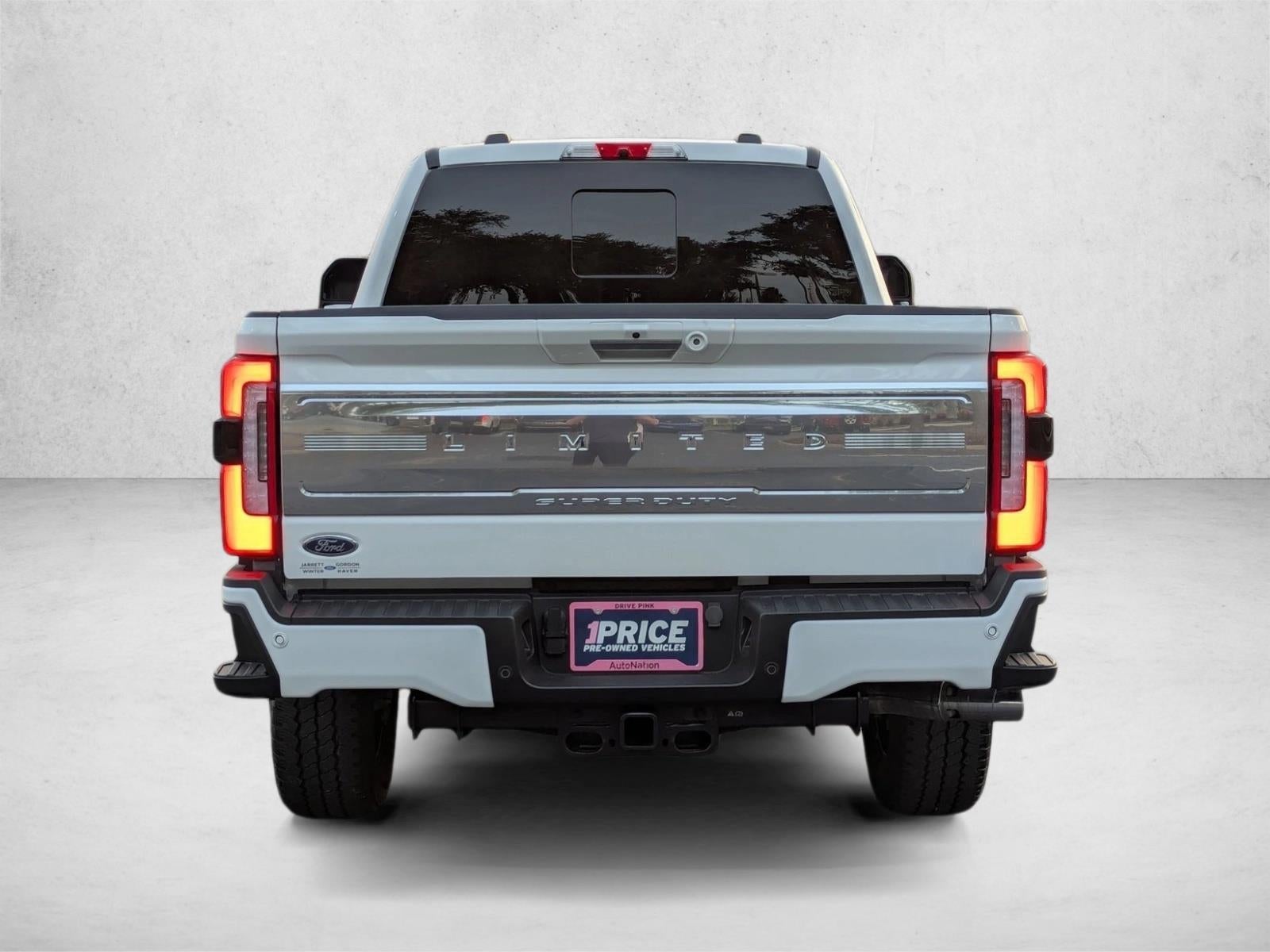 2024 Ford Super Duty F-250 SRW Limited 4WD Crew Cab 6.75' Box