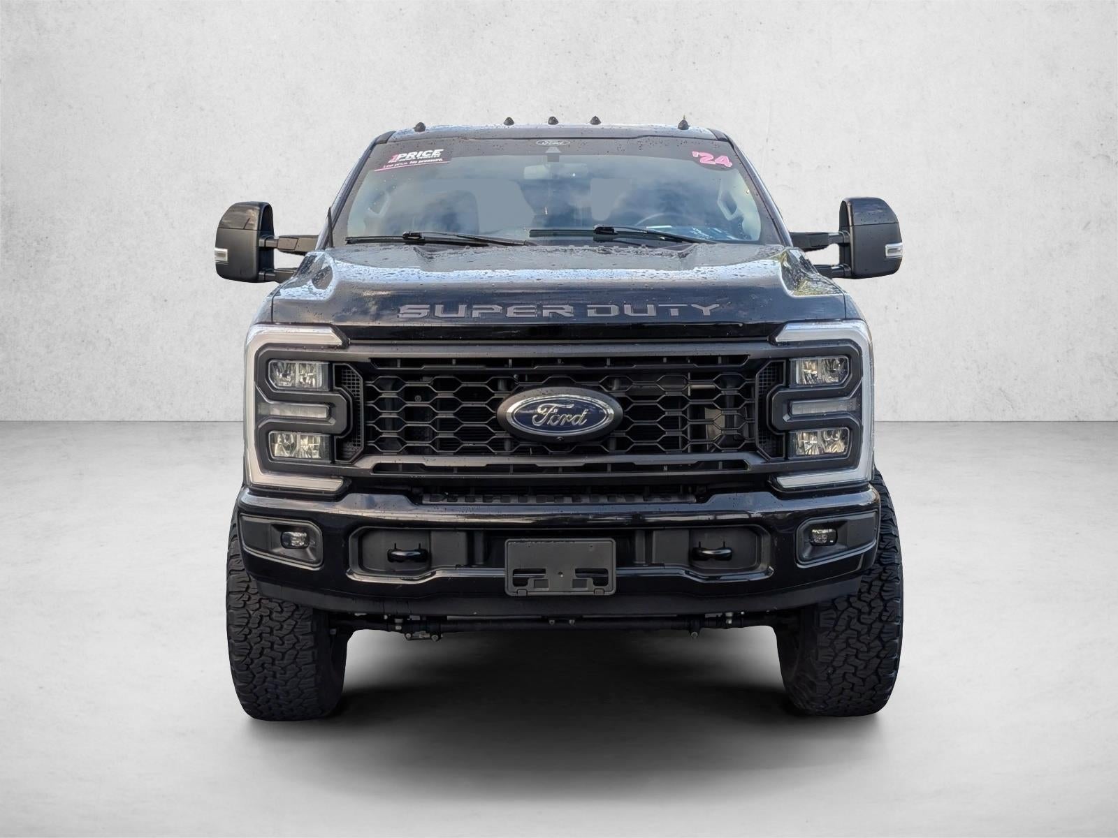 2024 Ford Super Duty F-250 SRW LARIAT 4WD Crew Cab 6.75' Box