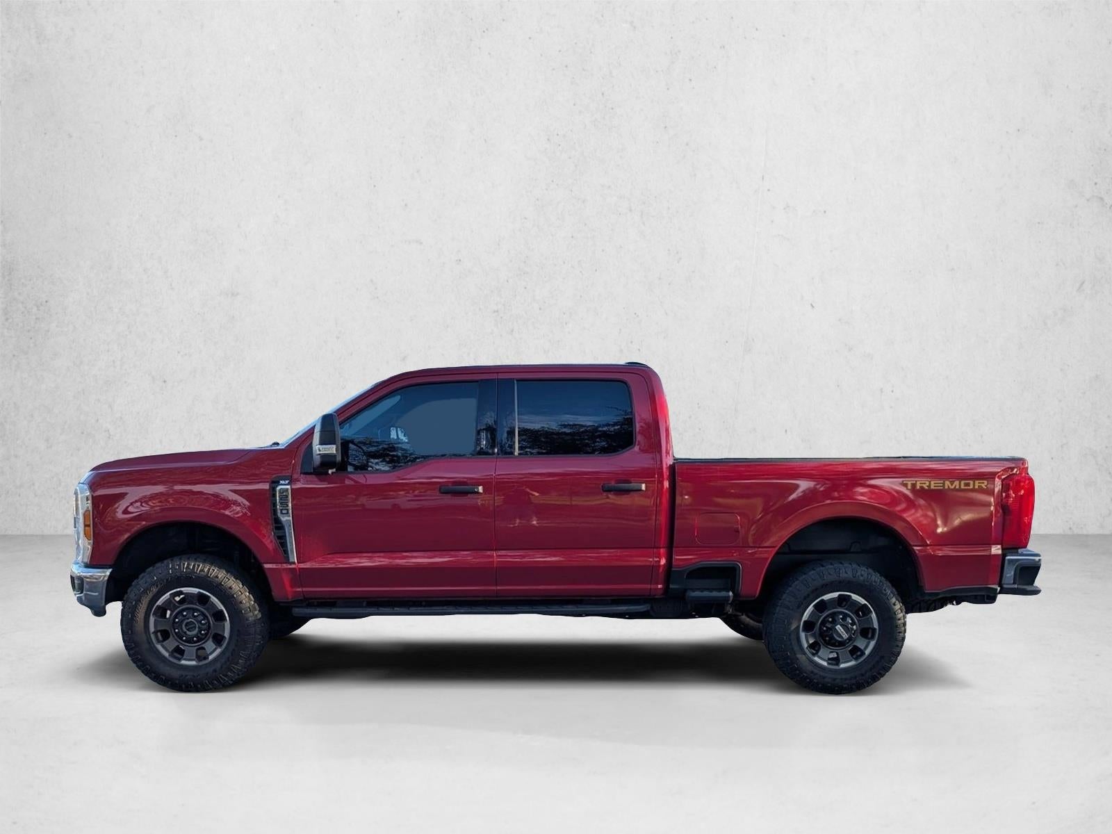 2024 Ford Super Duty F-250 SRW XLT 4WD Crew Cab 6.75' Box