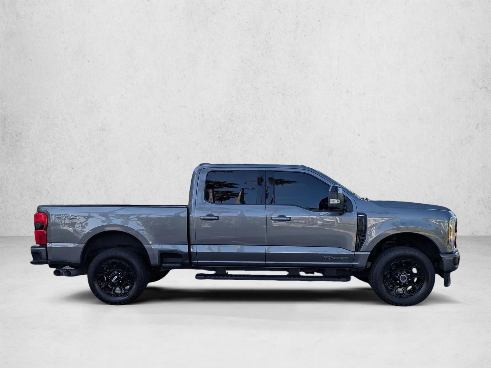 2024 Ford Super Duty F-250 SRW LARIAT 4WD Crew Cab 6.75' Box