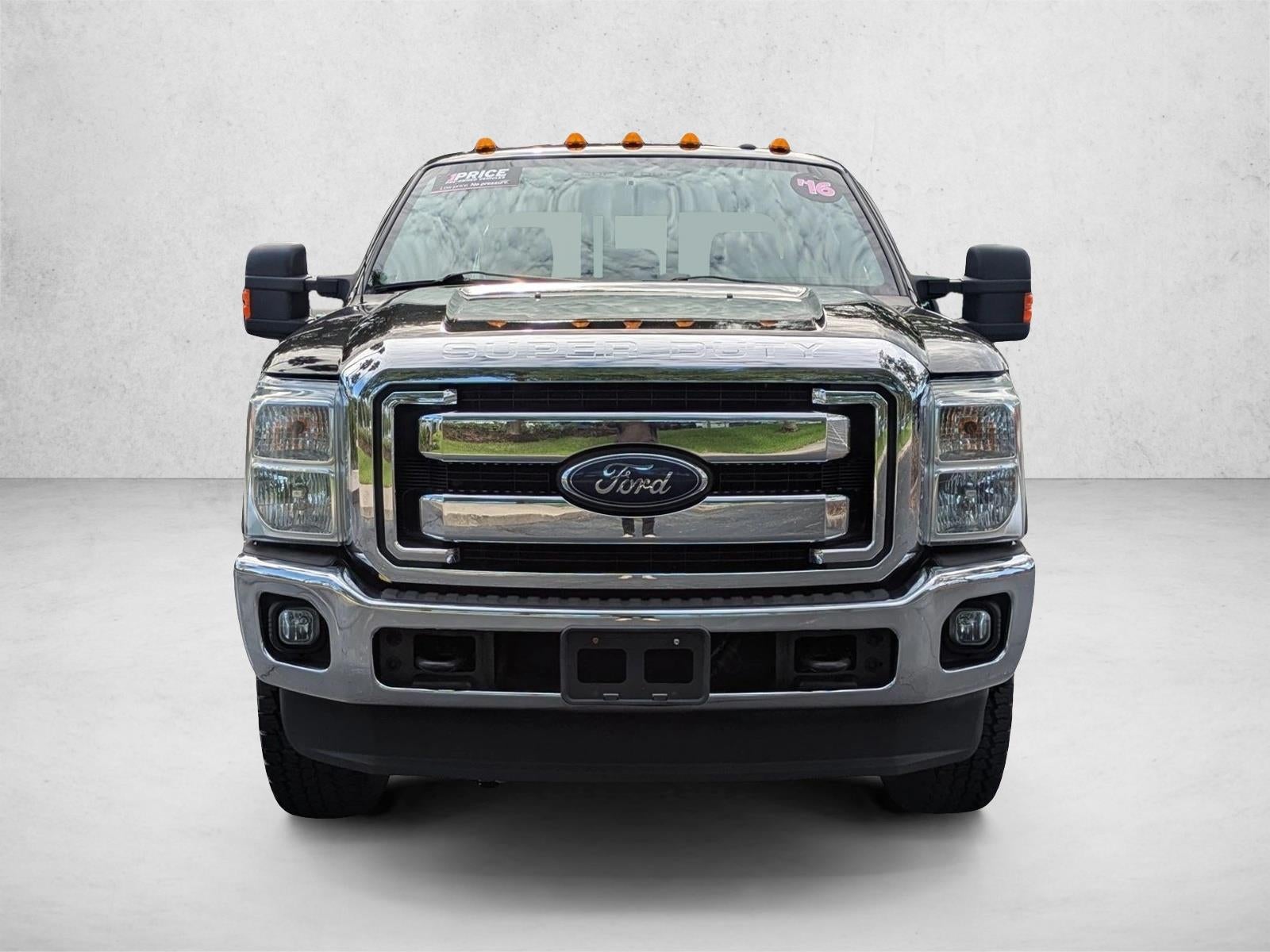 2016 Ford Super Duty F-350 SRW 4WD Crew Cab 6-3/4 Ft Box XLT