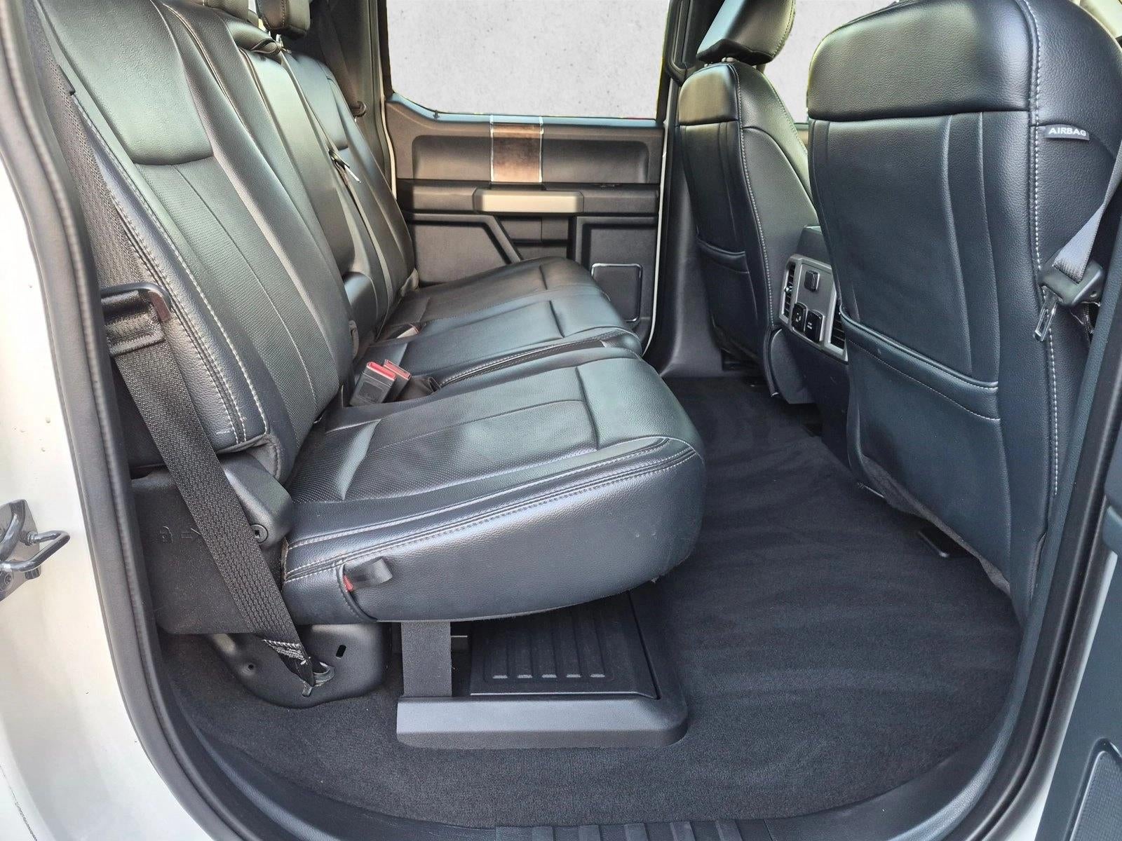 2022 Ford Super Duty F-350 SRW LARIAT 4WD Crew Cab 6.75' Box