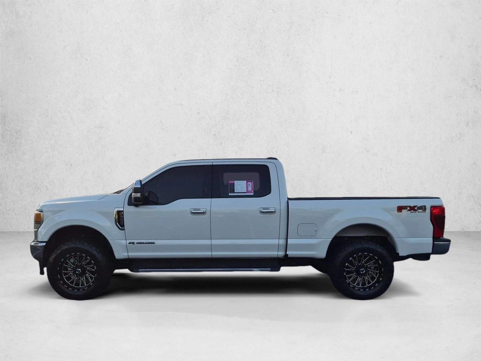 2022 Ford Super Duty F-350 SRW LARIAT 4WD Crew Cab 6.75' Box