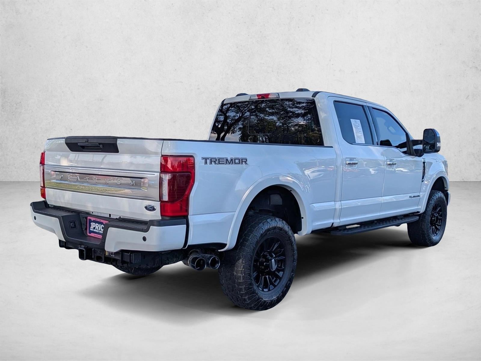 2022 Ford Super Duty F-350 SRW Platinum 4WD Crew Cab 6.75' Box