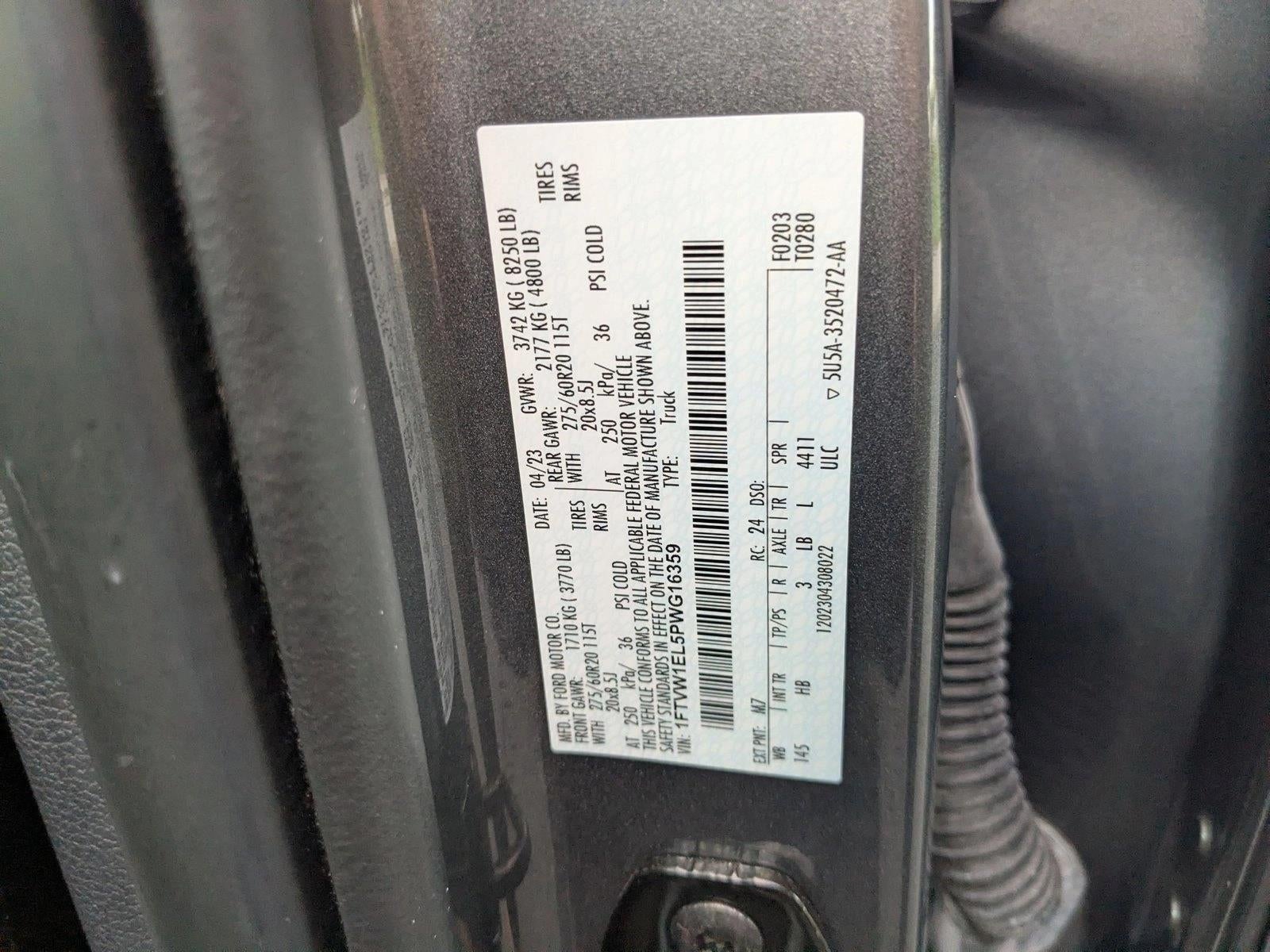 2023 Ford F-150 Lightning LARIAT 4WD SuperCrew 5.5' Box