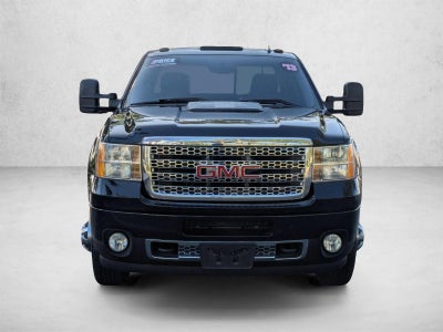 2013 GMC Sierra 3500HD Crew Cab Long Box 4-Wheel Drive Denali