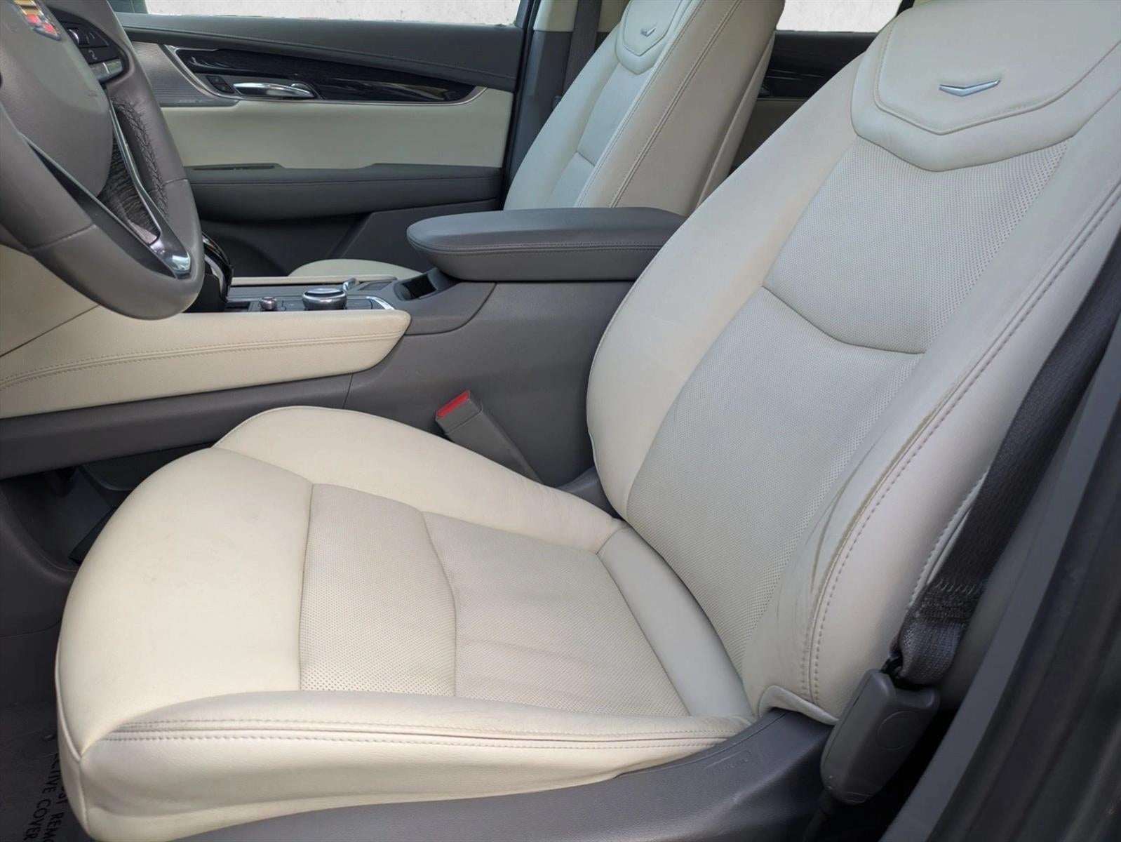 2020 Cadillac XT6 FWD 4dr Premium Luxury
