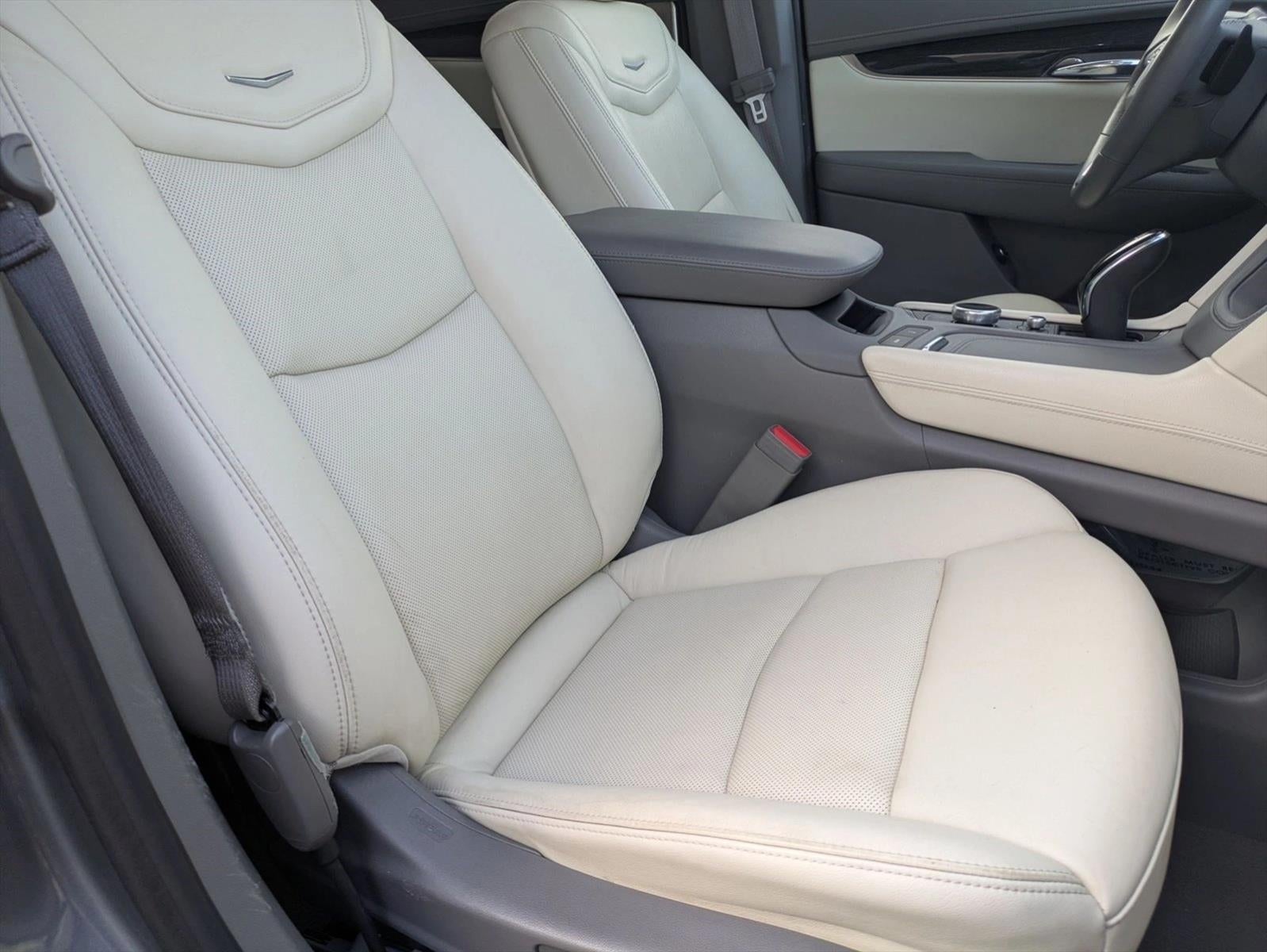 2020 Cadillac XT6 FWD 4dr Premium Luxury