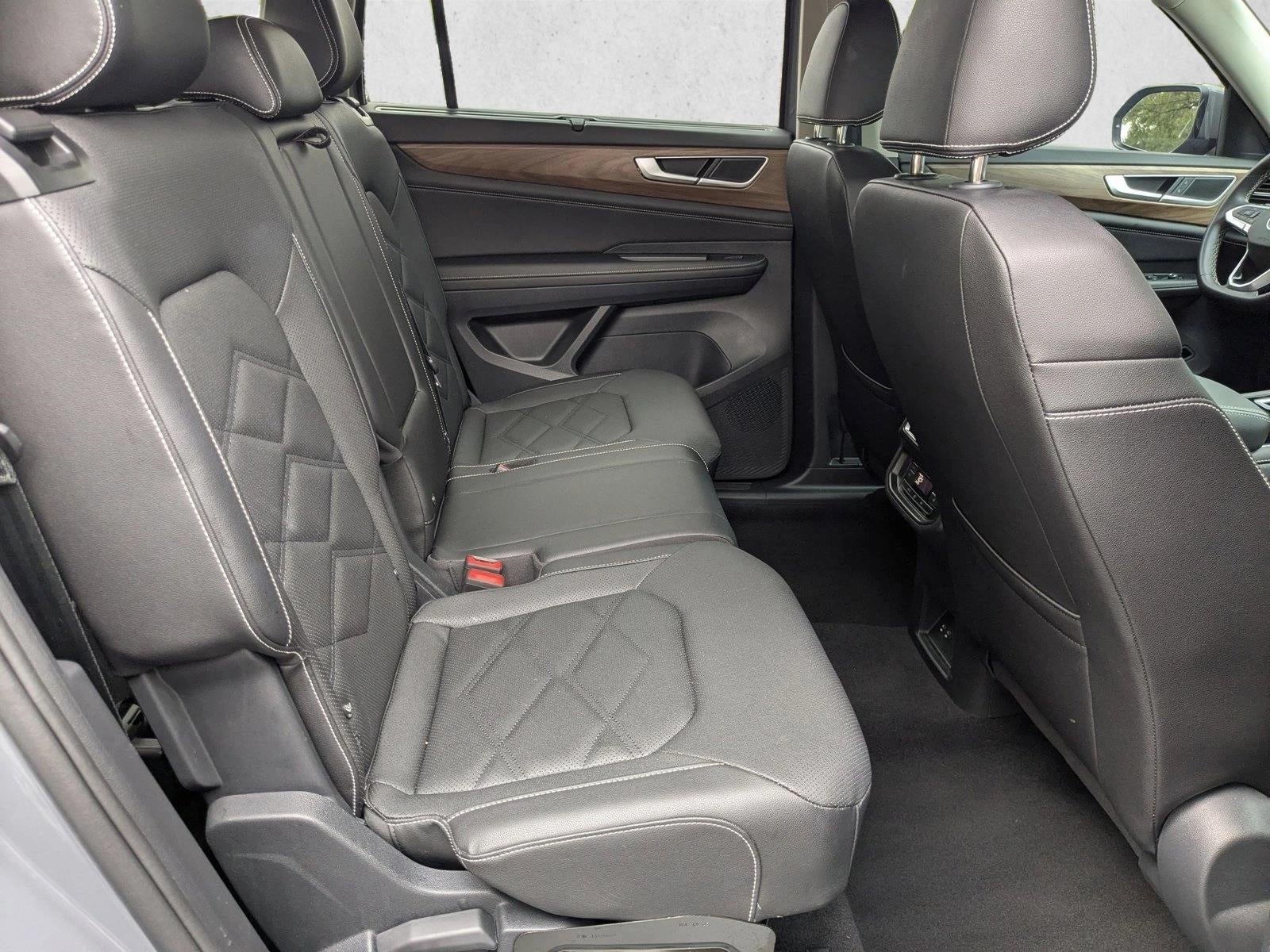 2025 Volkswagen Atlas 2.0T SE w/Technology FWD