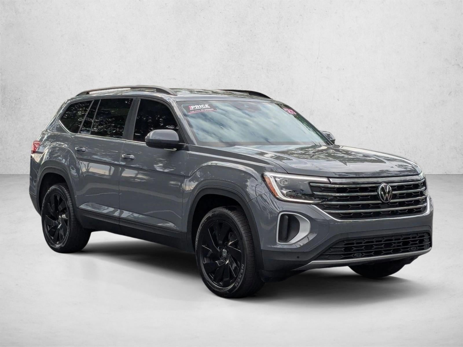 2025 Volkswagen Atlas 2.0T SE w/Technology FWD