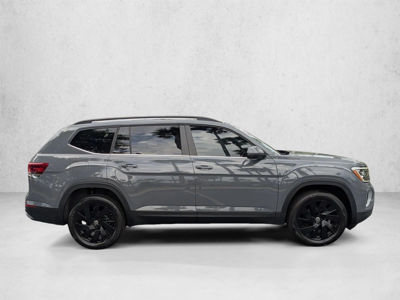 2025 Volkswagen Atlas 2.0T SE w/Technology FWD