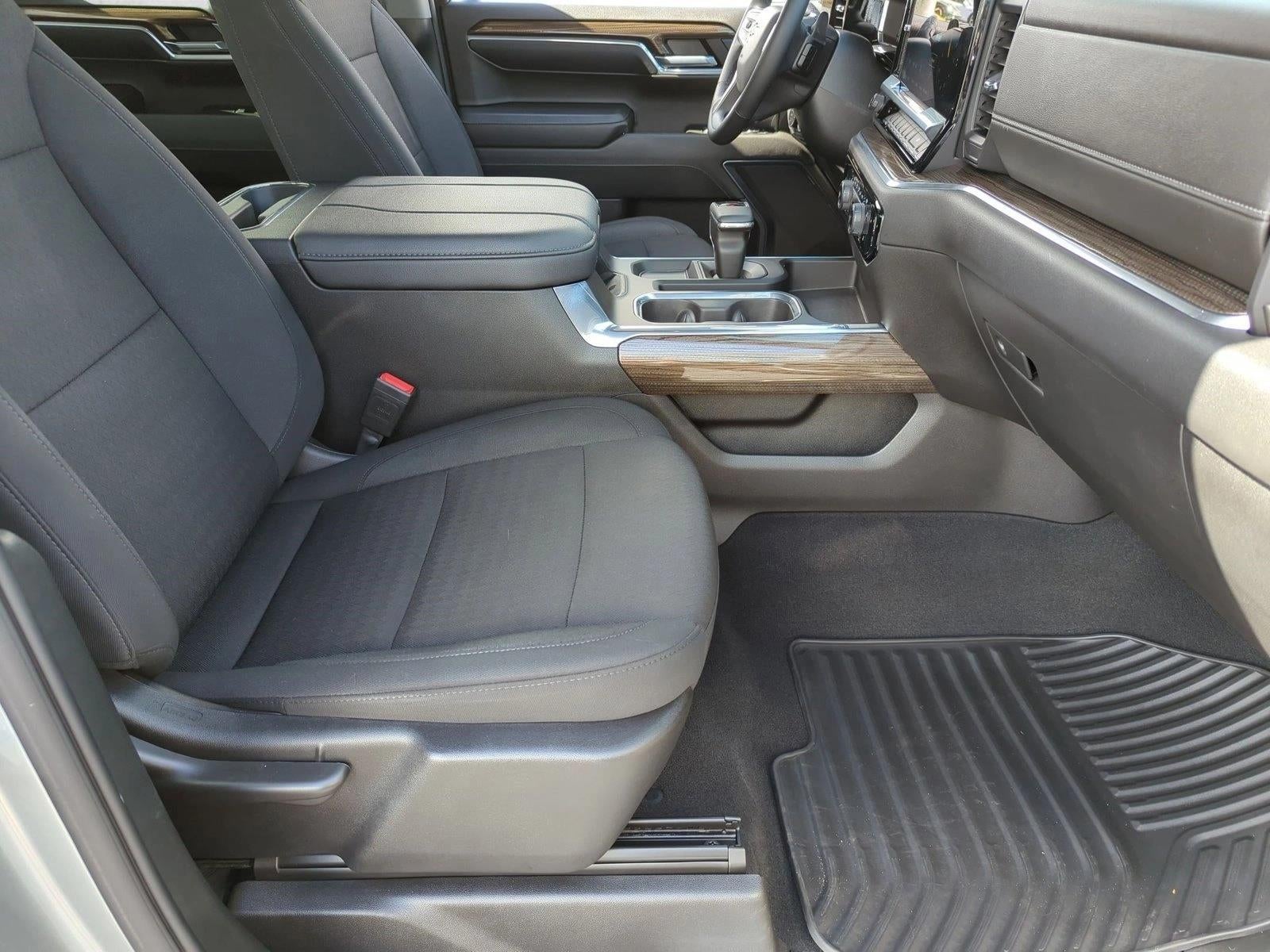 2024 Chevrolet Silverado 1500 Crew Cab Short Box 4-Wheel Drive RST