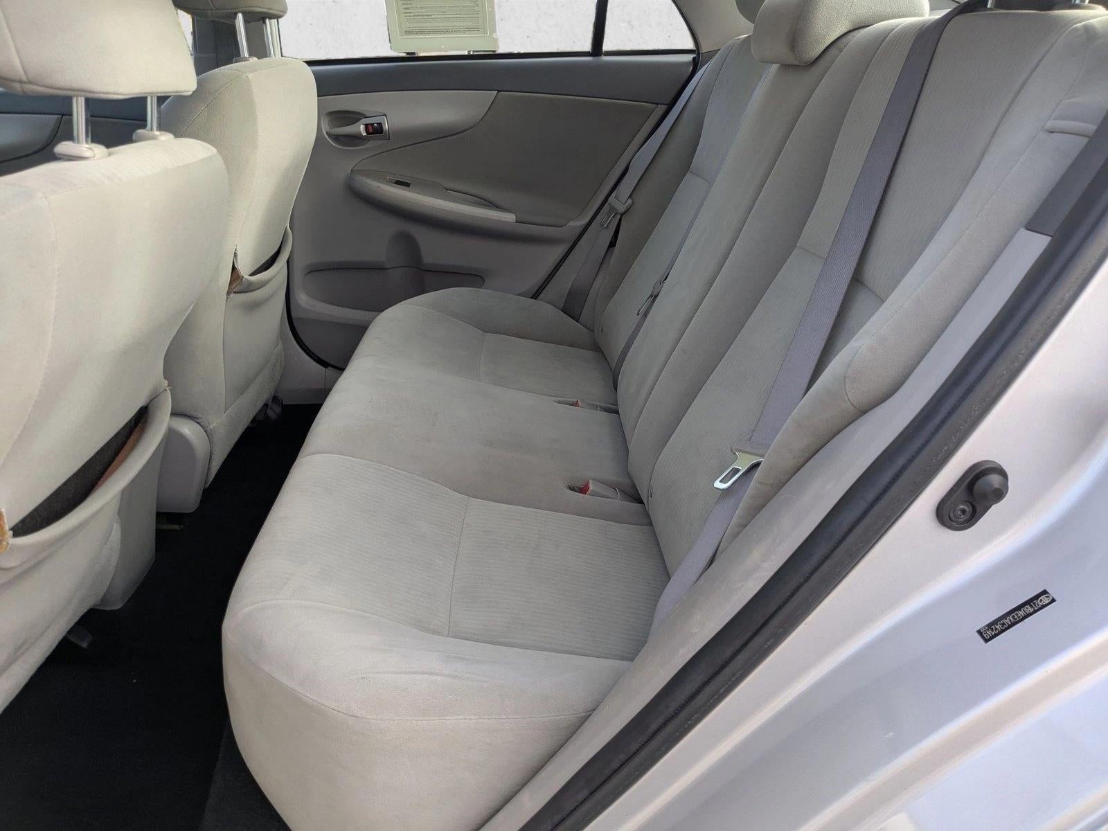 2010 Toyota Corolla 4dr Sdn Auto LE (Natl)