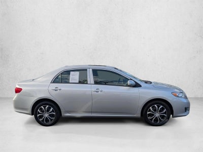 2010 Toyota Corolla 4dr Sdn Auto LE (Natl)