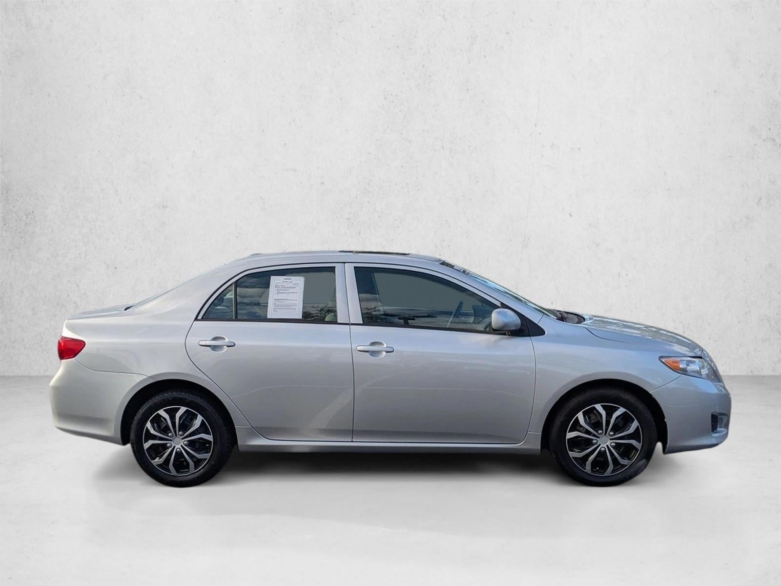 2010 Toyota Corolla 4dr Sdn Auto LE (Natl)