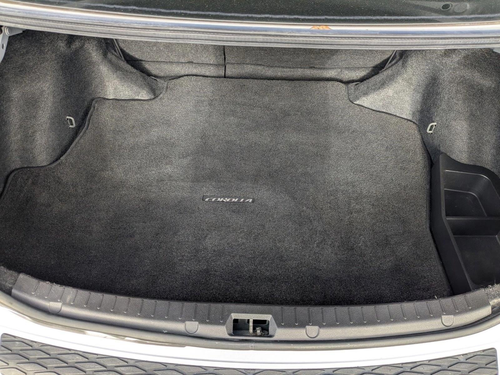 2010 Toyota Corolla 4dr Sdn Auto LE (Natl)