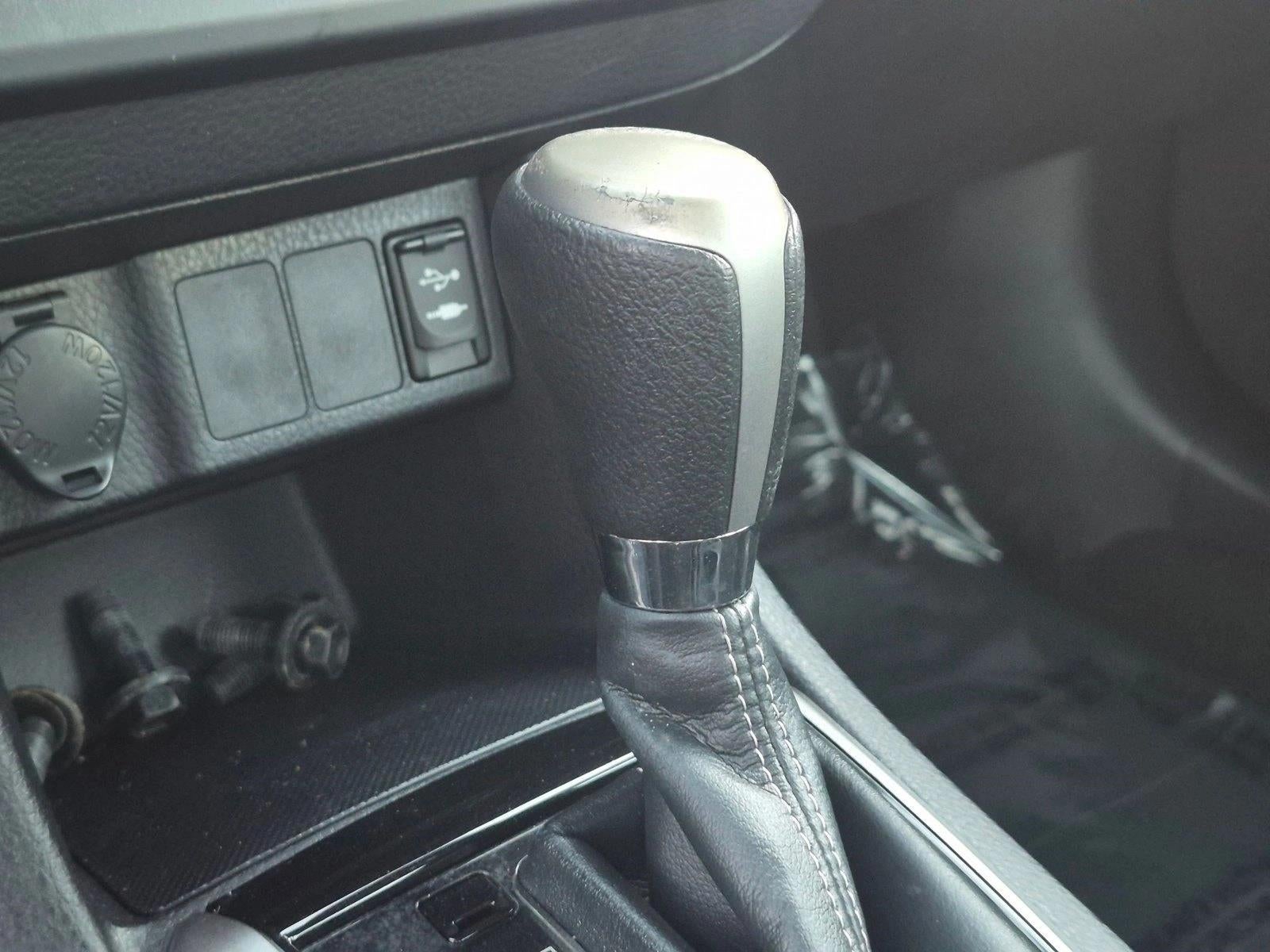 2014 Toyota Corolla 4dr Sdn CVT Auto LE Plus (Natl)