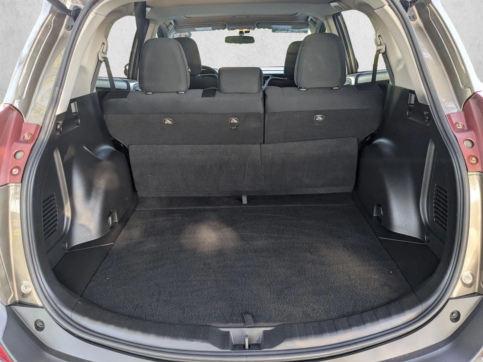 2013 Toyota RAV4 FWD 4dr XLE (Natl)