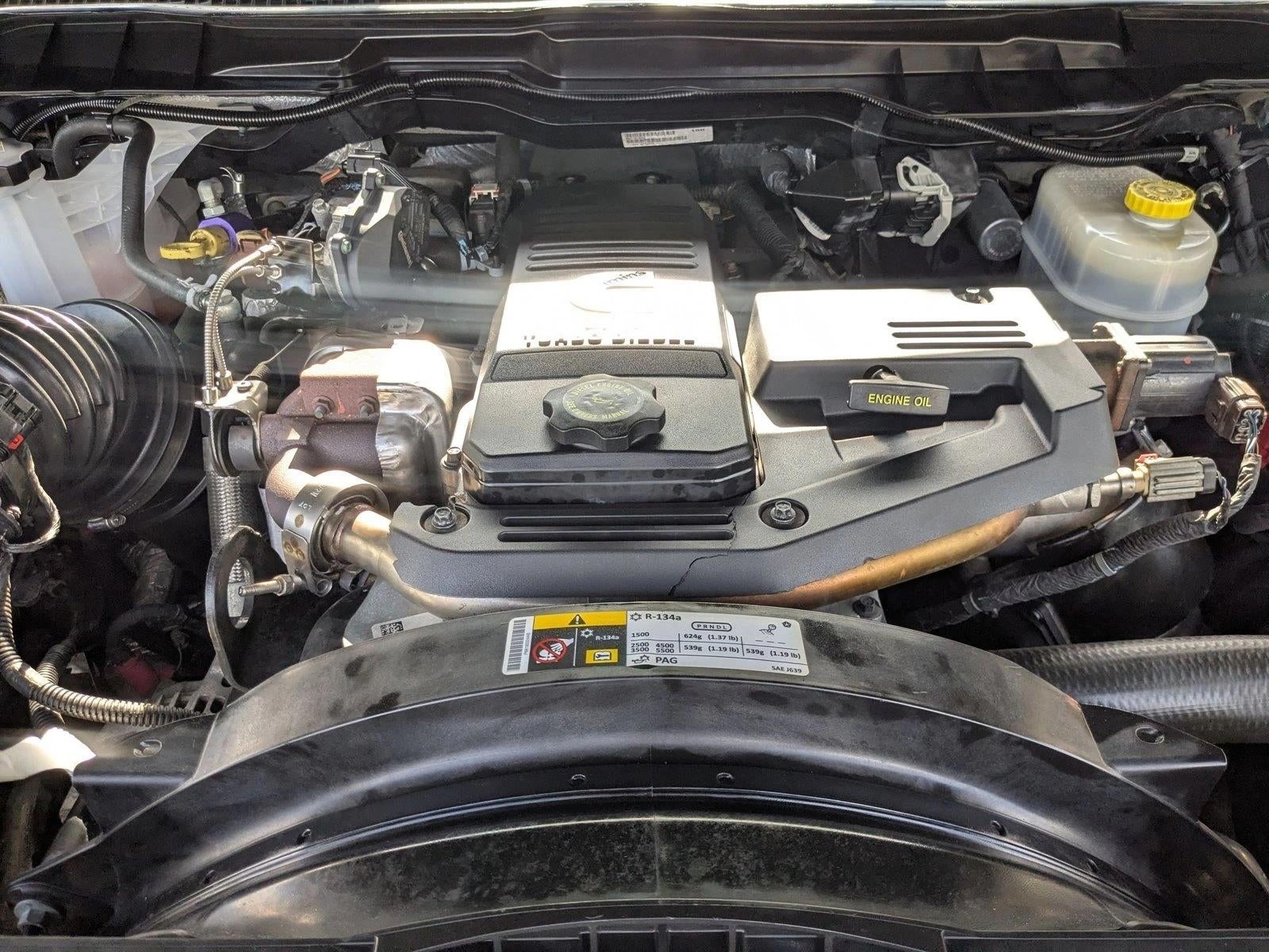 2018 RAM 2500 Limited 4x4 Crew Cab 6'4" Box