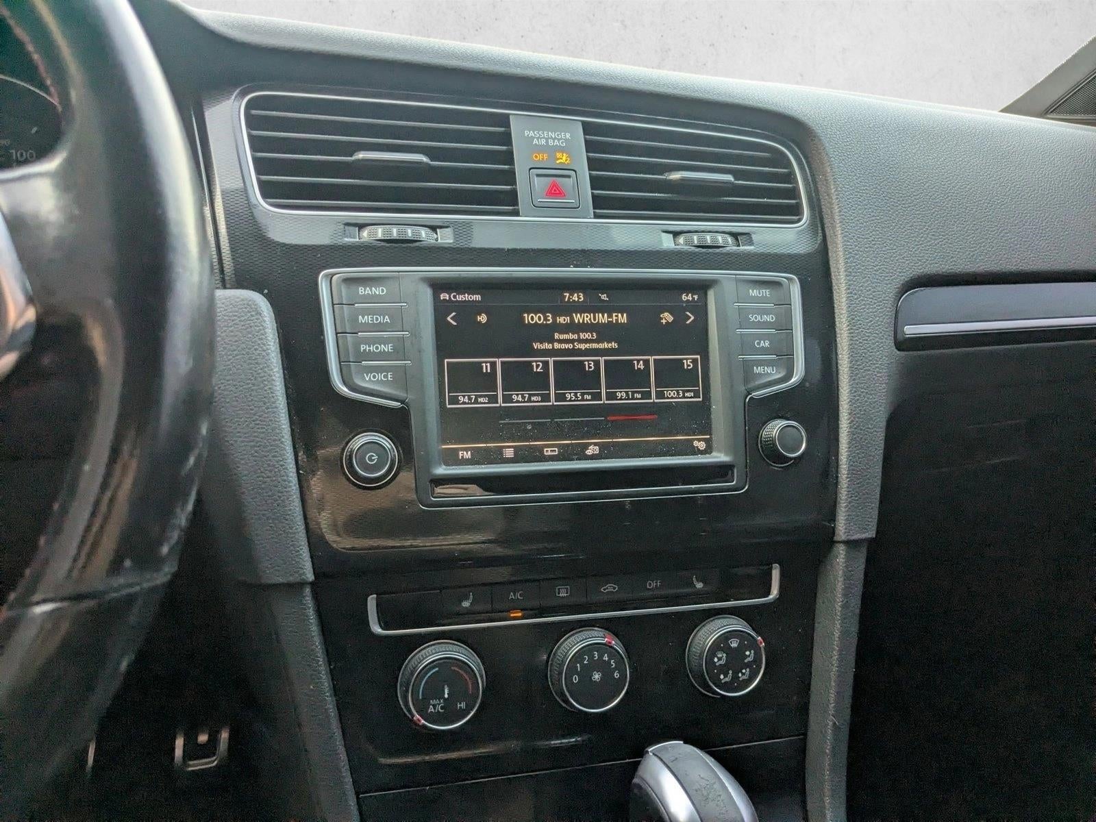 2017 Volkswagen Golf GTI 2.0T 4-Door Sport DSG