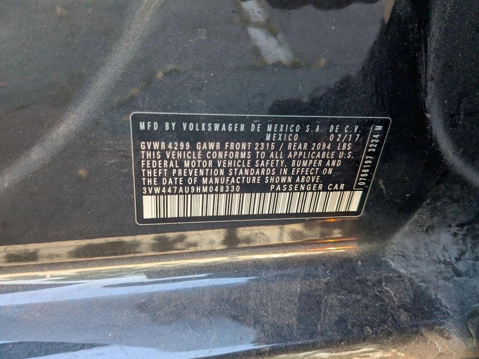 2017 Volkswagen Golf GTI 2.0T 4-Door Sport DSG