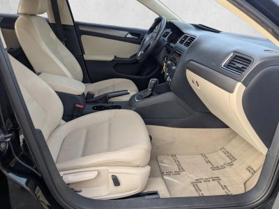 2013 Volkswagen Jetta 4dr DSG TDI Sedan