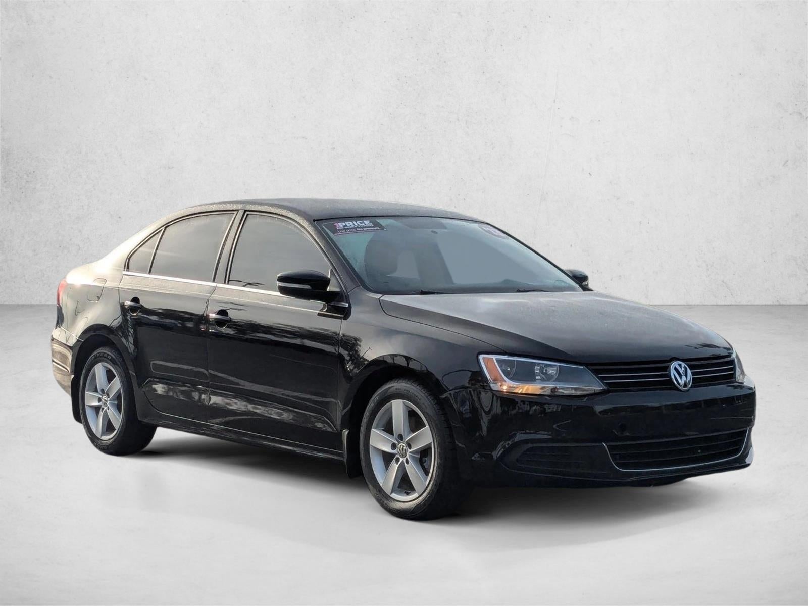 2013 Volkswagen Jetta 4dr DSG TDI Sedan