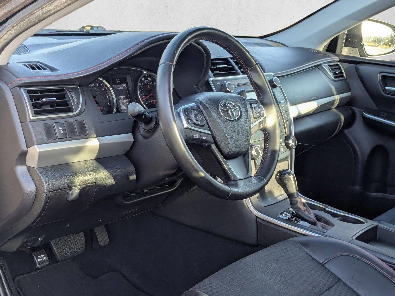 2015 Toyota Camry 4dr Sdn I4 Auto SE (SE)