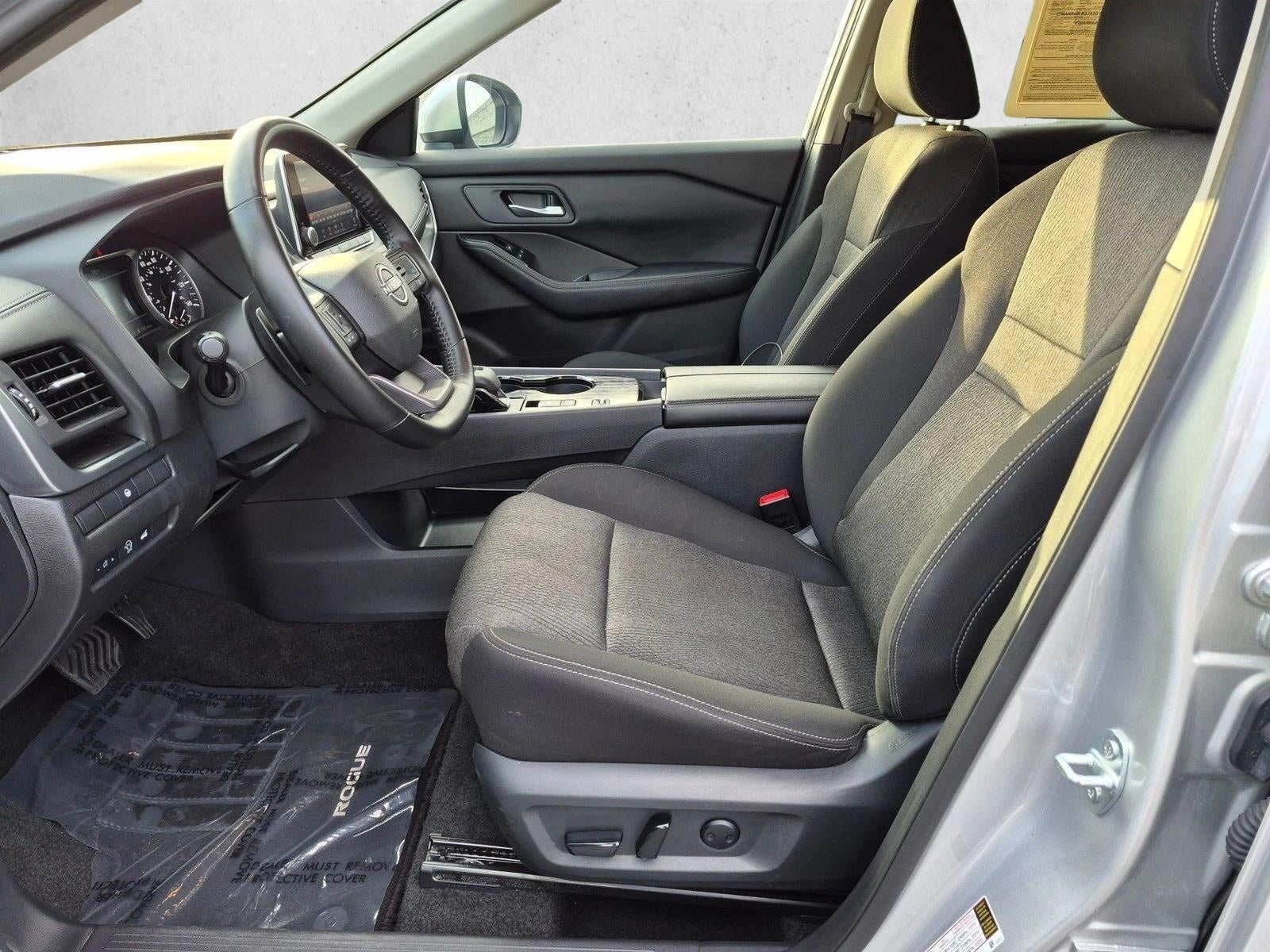 2025 Nissan Rogue FWD SV