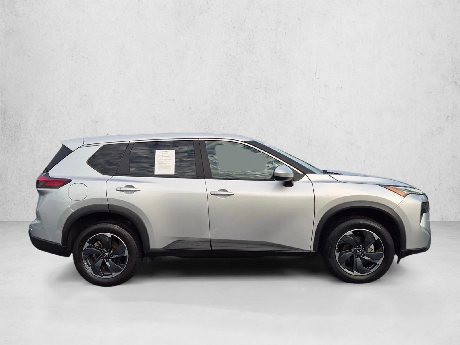 2025 Nissan Rogue FWD SV