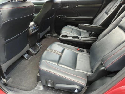 2019 Toyota Highlander SE V6 FWD (Natl)