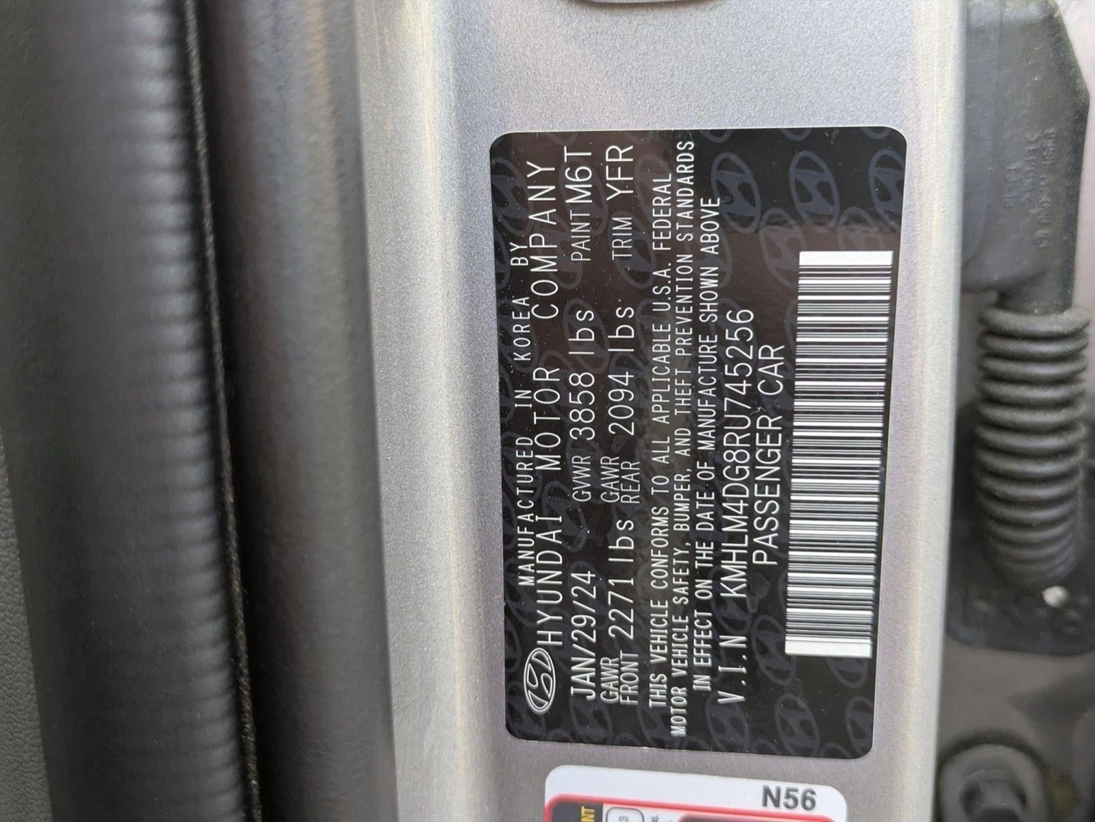2024 Hyundai ELANTRA SEL IVT