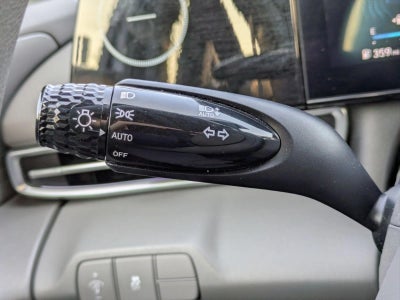 2024 Hyundai ELANTRA SEL IVT