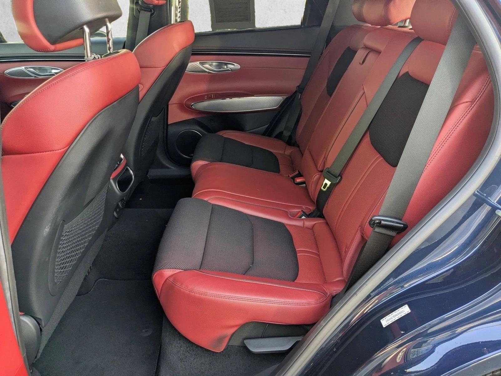 2022 Genesis GV70 2.5T AWD