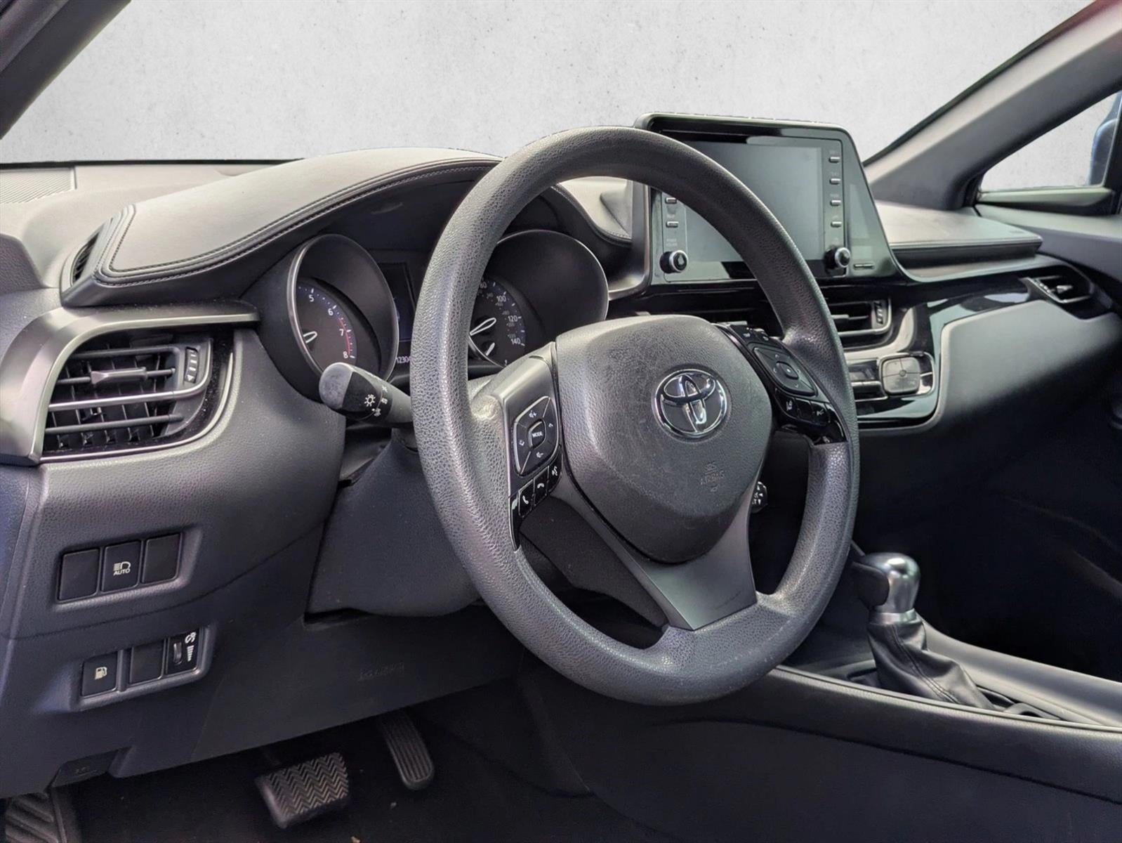 2019 Toyota C-HR LE FWD (Natl)