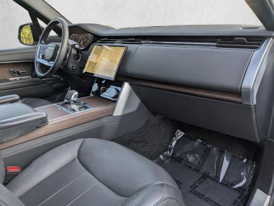 2023 Land Rover Range Rover P400 SE SWB