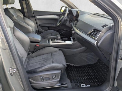 2023 Audi Q5 S line Prestige 55 TFSI e quattro