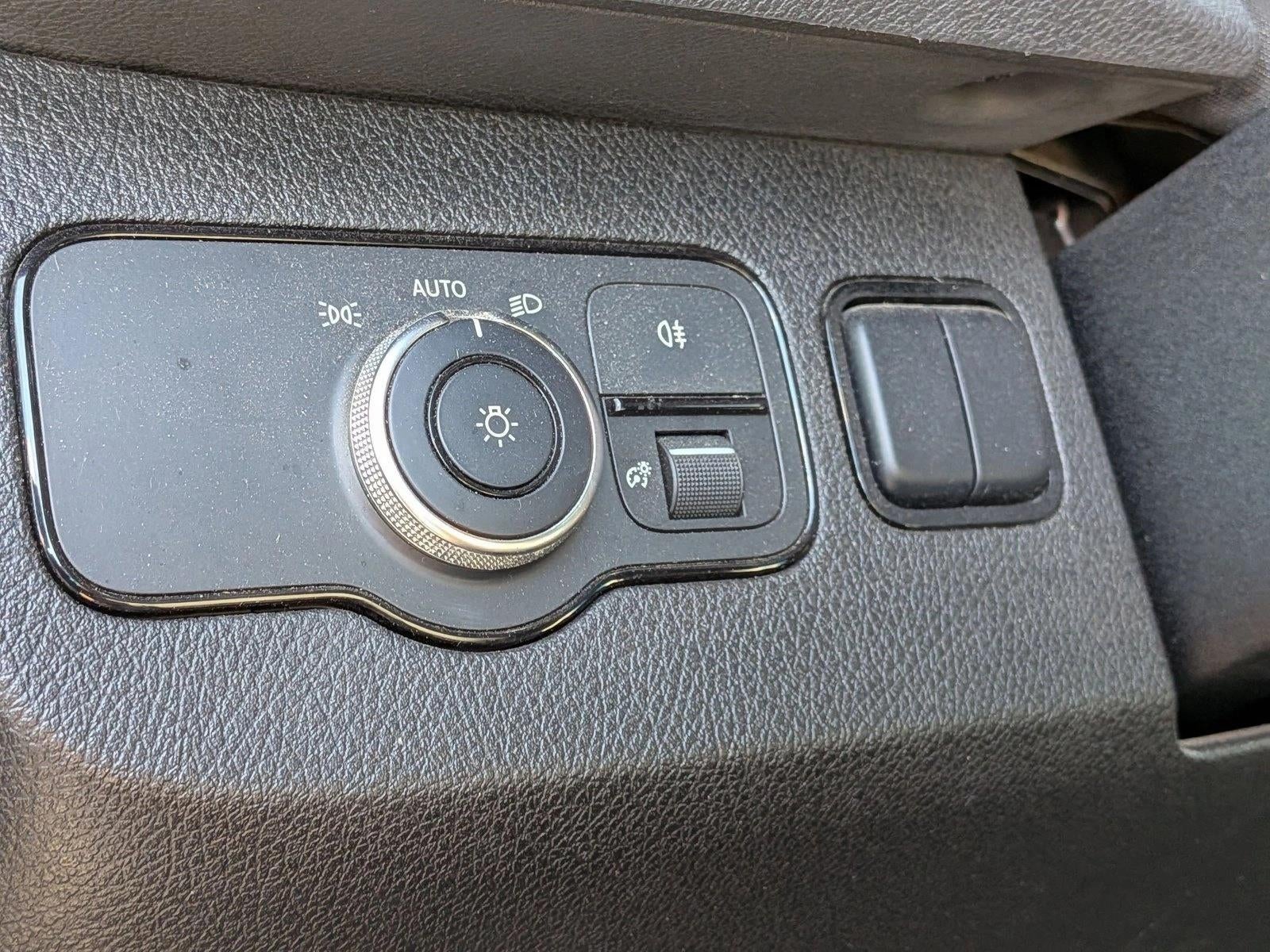 2019 Mercedes-Benz Sprinter Cargo Van 2500 Standard Roof V6 144" RWD