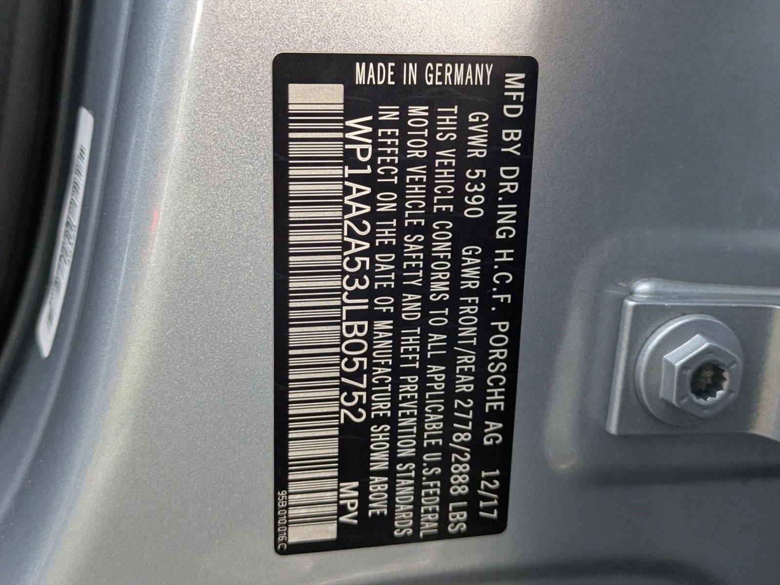 2018 Porsche Macan AWD