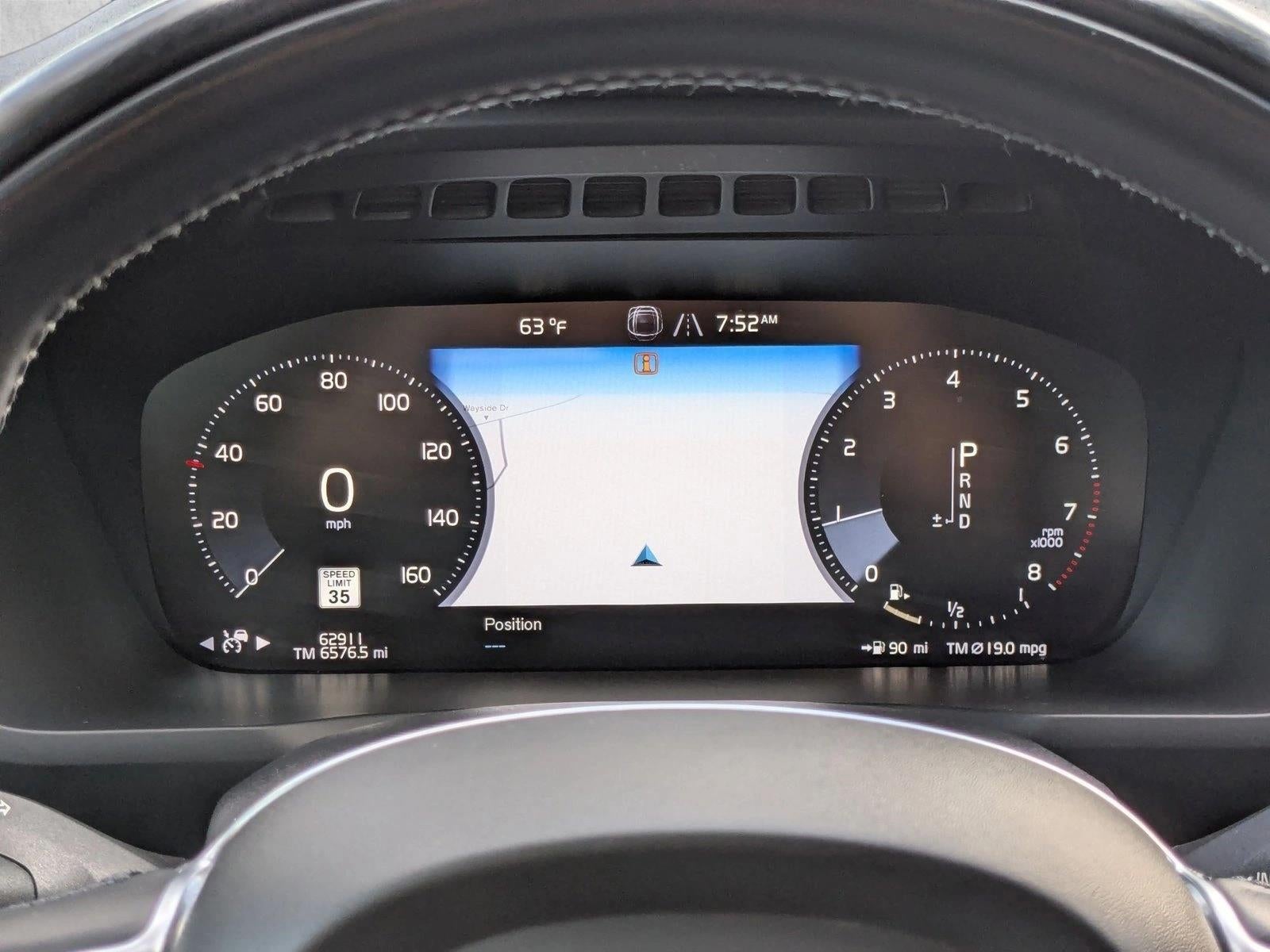 2021 Volvo XC90 T5 AWD Momentum 7P