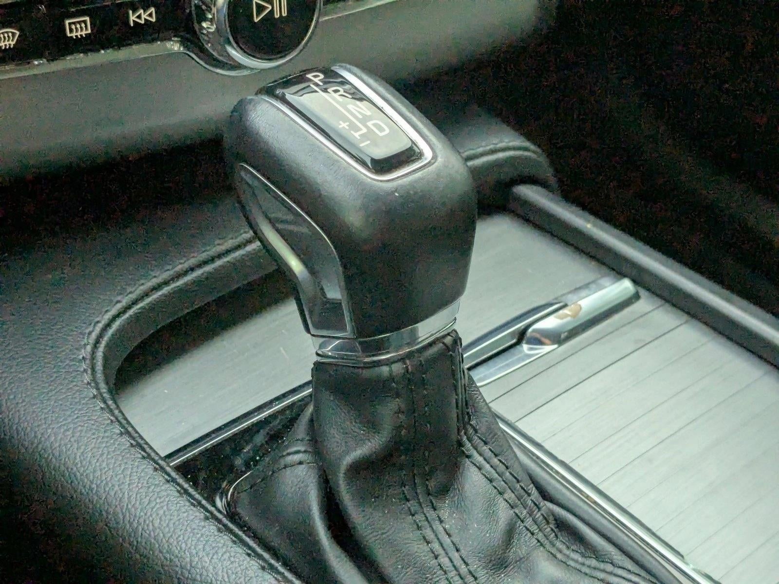 2021 Volvo XC90 T5 AWD Momentum 7P