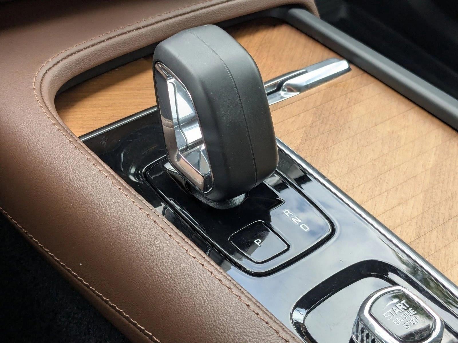 2023 Volvo XC90 Recharge Plug-In Hybrid T8 eAWD PHEV Plus Dark Theme 7P