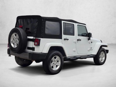 2014 Jeep Wrangler Unlimited 4WD 4dr Freedom Edition *Ltd Avail*