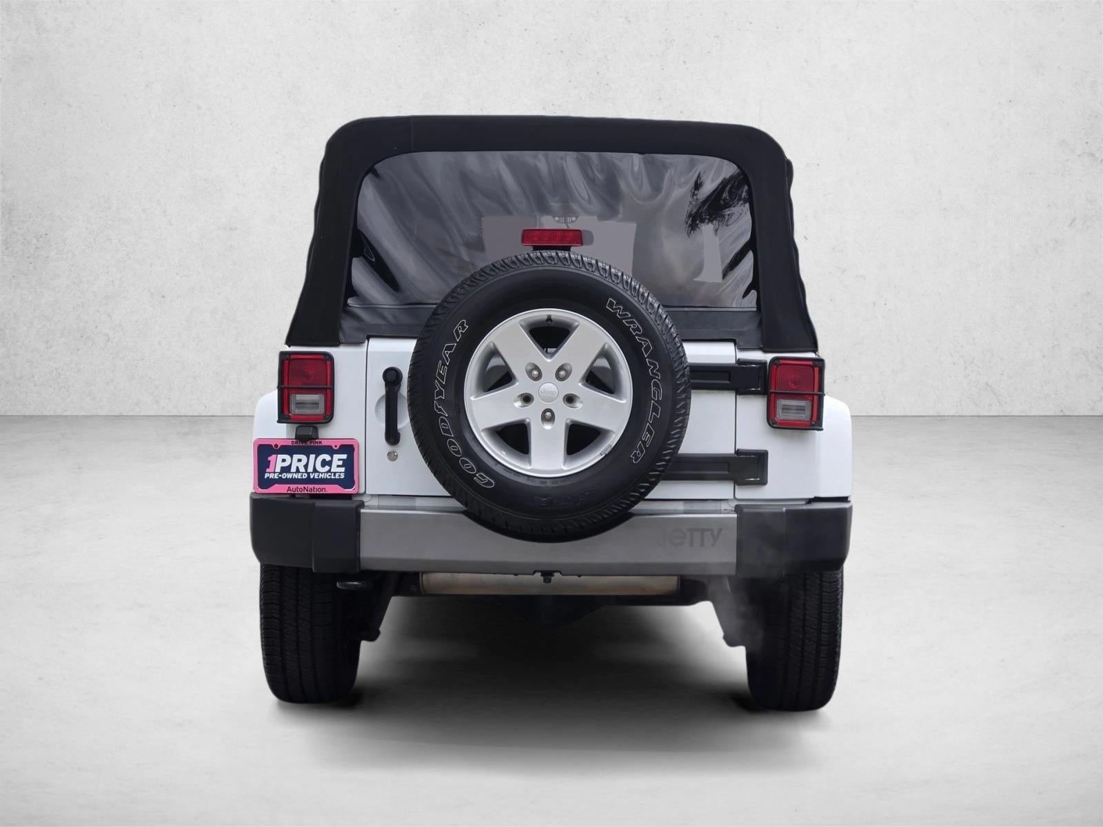 2014 Jeep Wrangler Unlimited 4WD 4dr Freedom Edition *Ltd Avail*