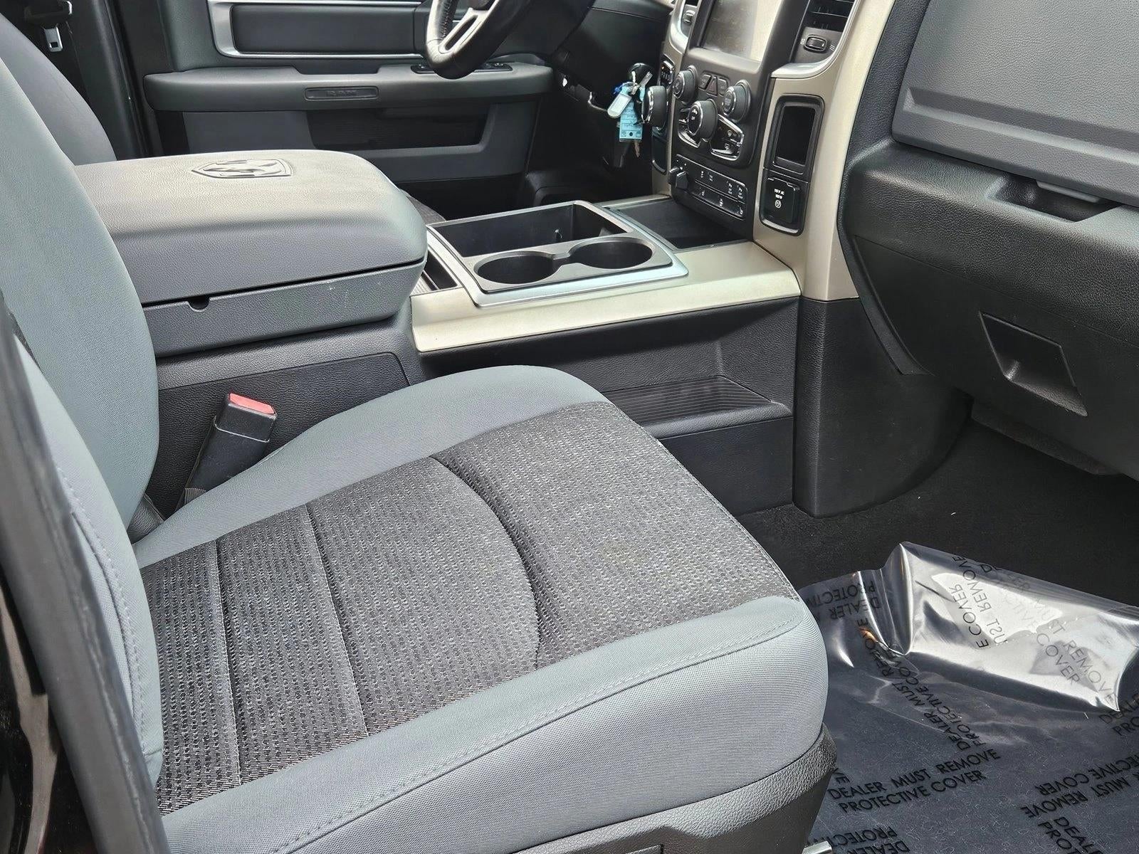 2014 RAM 1500 2WD Quad Cab 6.4 Ft Box Big Horn