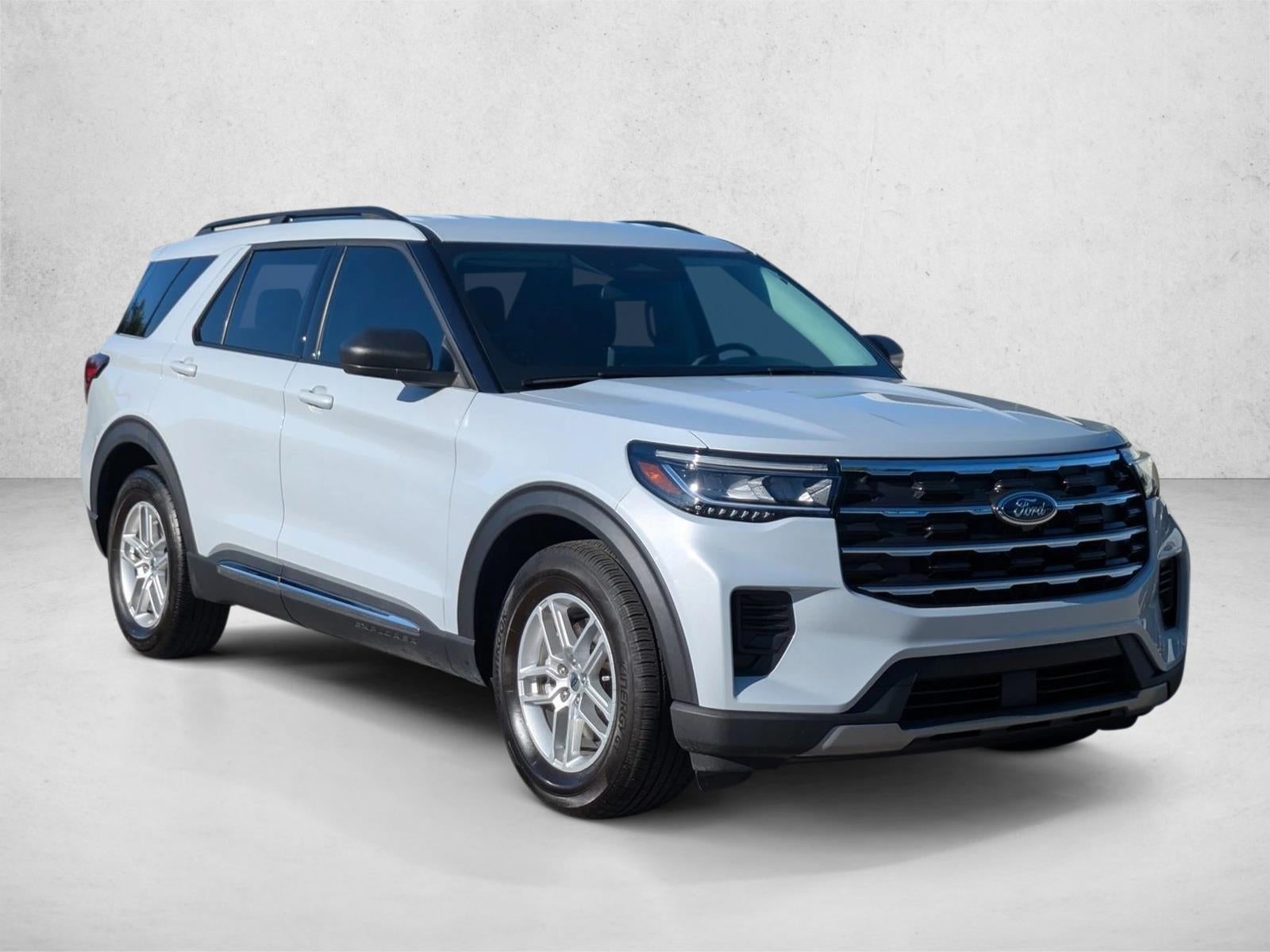 2025 Ford Explorer Active RWD