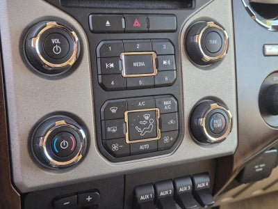 2014 Ford Super Duty F-350 SRW 2WD Crew Cab 6-3/4 Ft Box Lariat